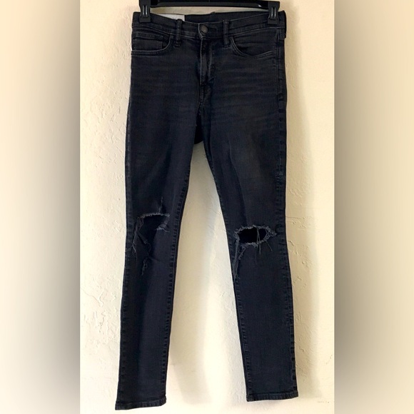 H&M Skinny Coupe Moulante Jeans 29x32 Black Distressed Casual Denim - Picture 1 of 10